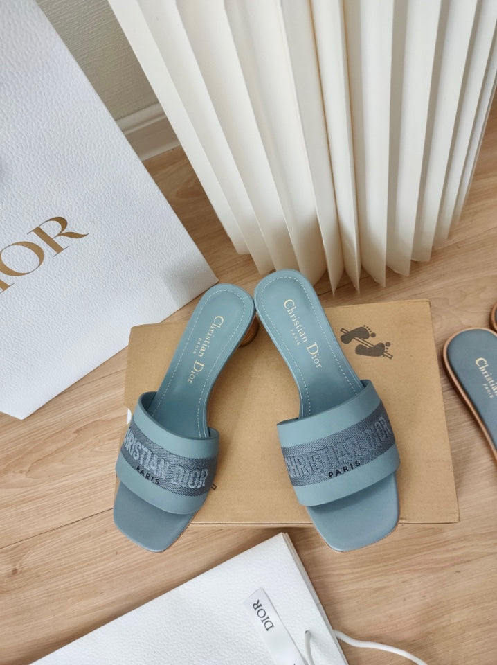 🔅2024 spring and summer new women's shoes CD letter embroidery logo