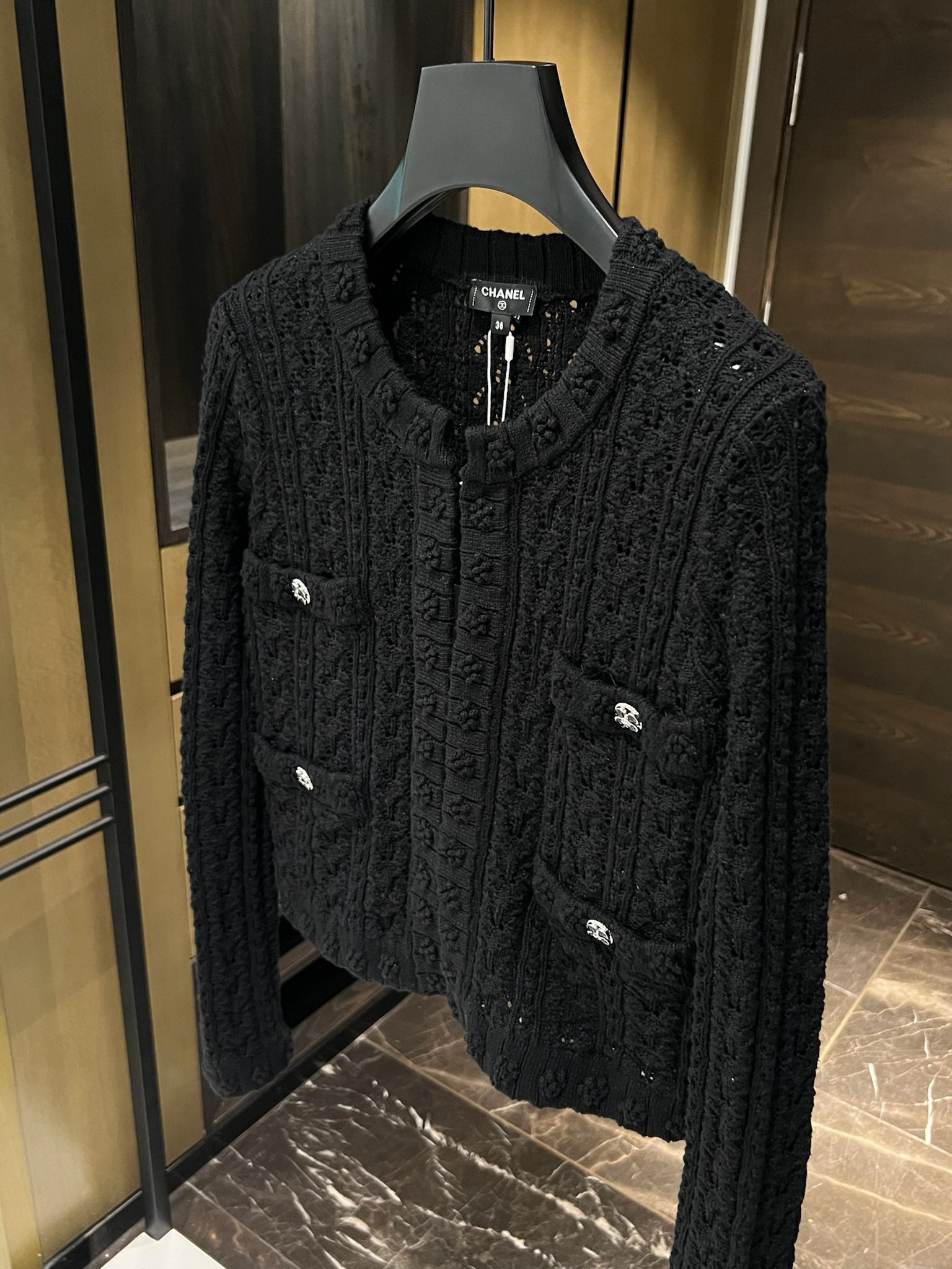 3D embossed knitted jacket