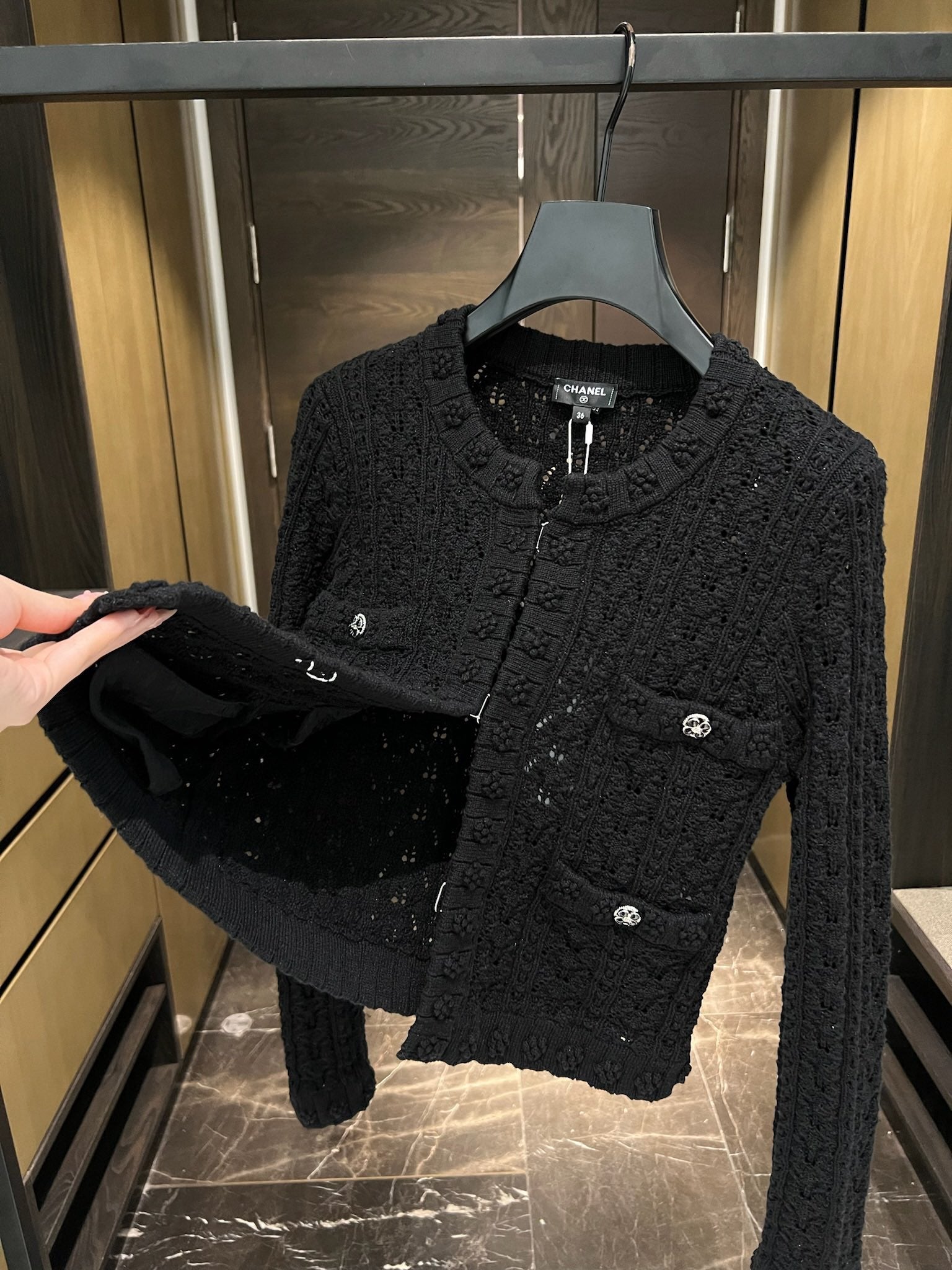 3D embossed knitted jacket