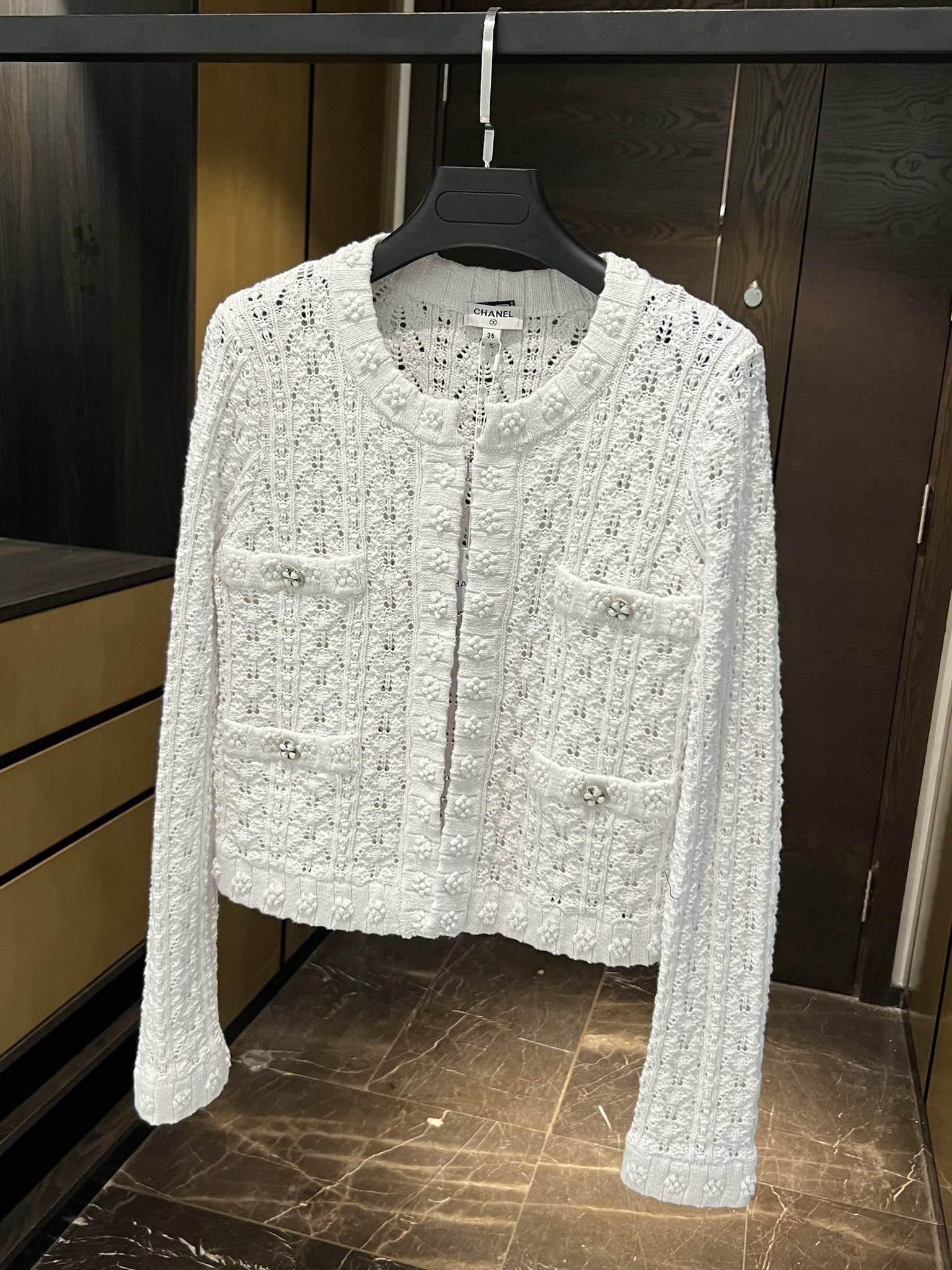 3D embossed knitted jacket