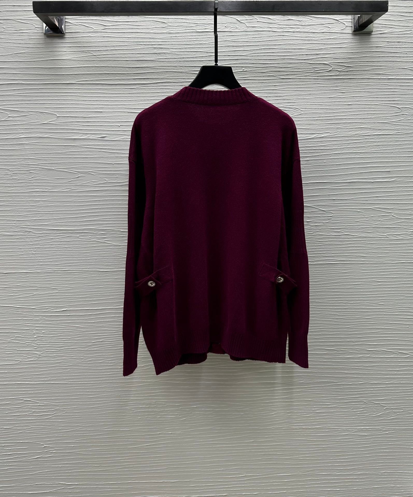 Mid-length cardigan sweater