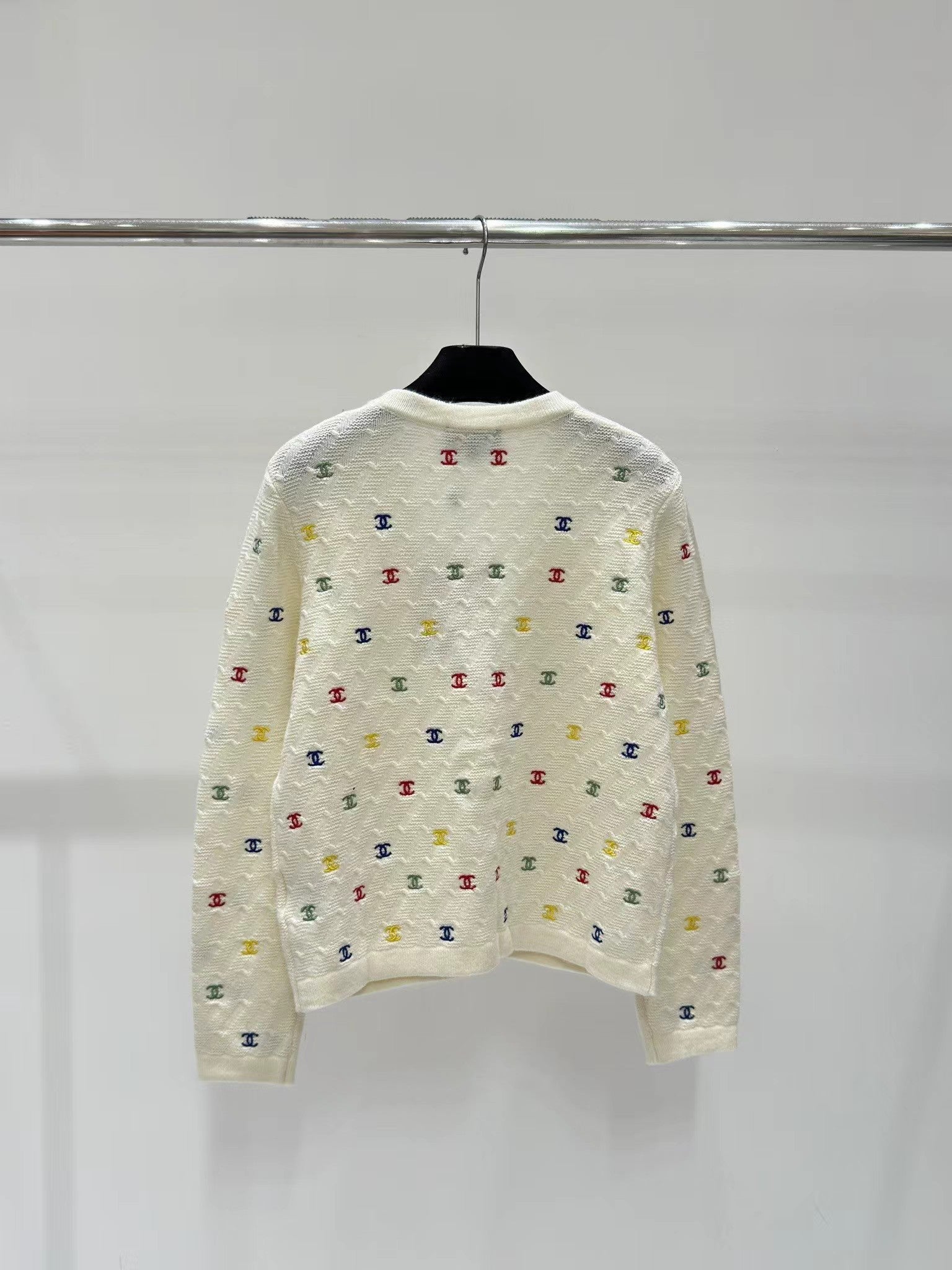 24 Early Autumn New Letter Jacquard Beige Knitted Cardigan