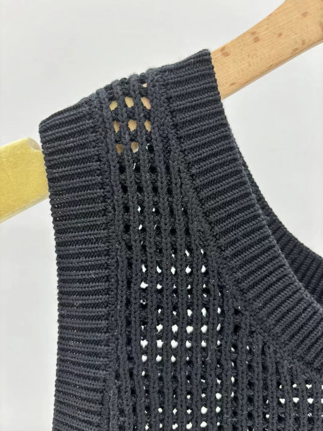 Open-knit embroidered vest